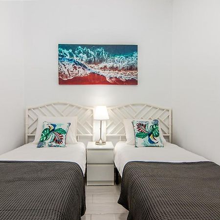 Central 2 Bedroom Apartment Playa De Las Americas Zewnętrze zdjęcie